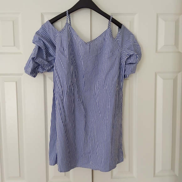 Blue Pinstriped Off the Shoulder Sleeve Dress - Picture 4 of 4